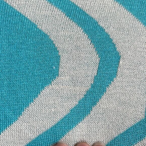 Islefield silk cashmere blend fringe hem knit sweater open front poncho wrap - Picture 6 of 7